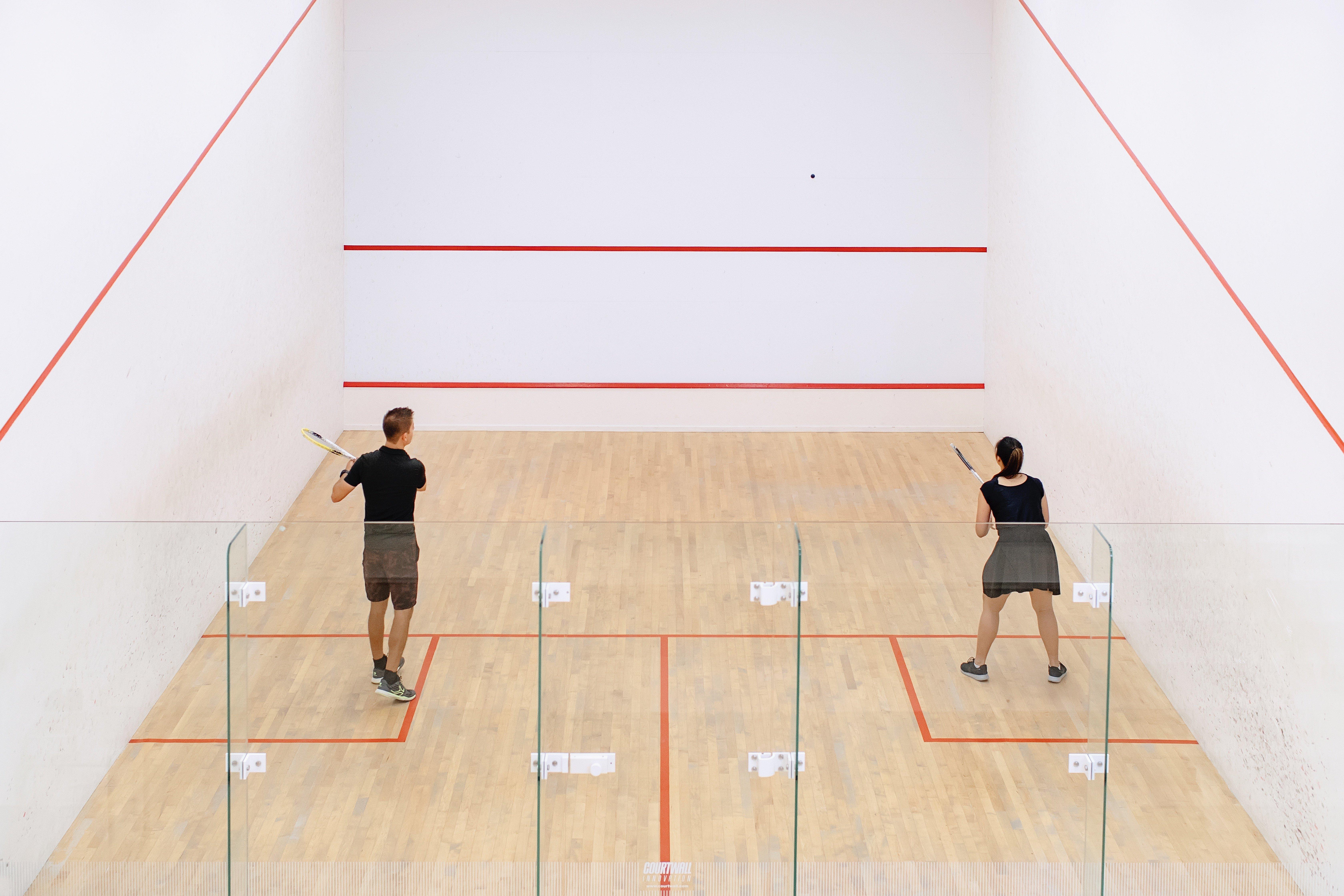 Intercontinental Doha Beach & Spa By Ihg Esterno foto Squash court