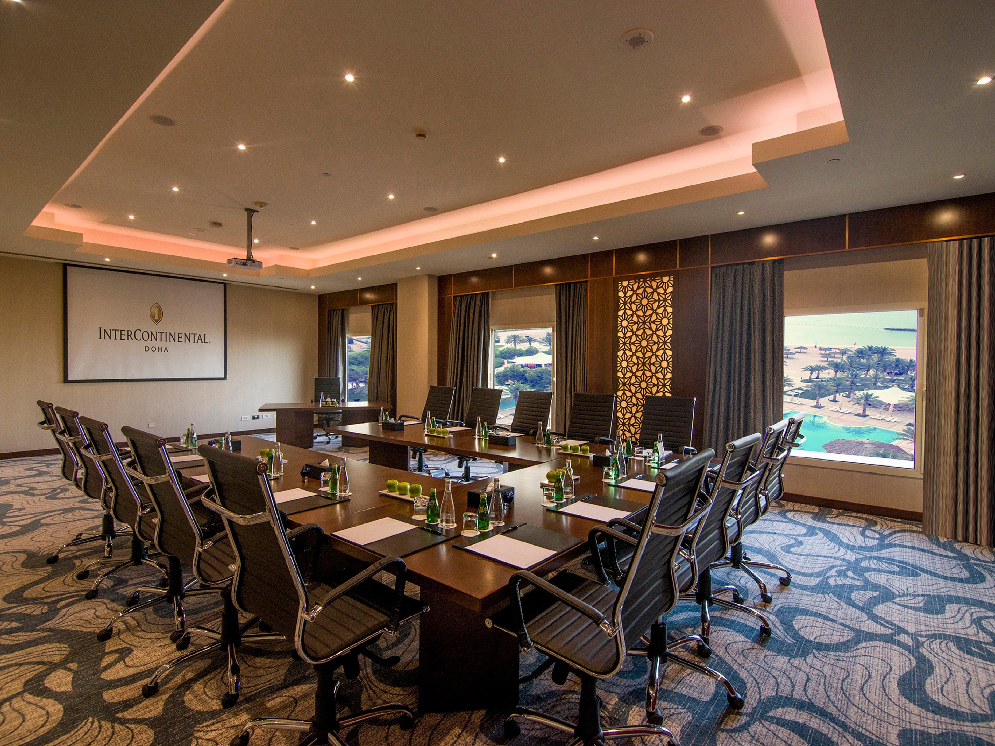 Intercontinental Doha Beach & Spa By Ihg Esterno foto Meeting room at InterContinental Chennai