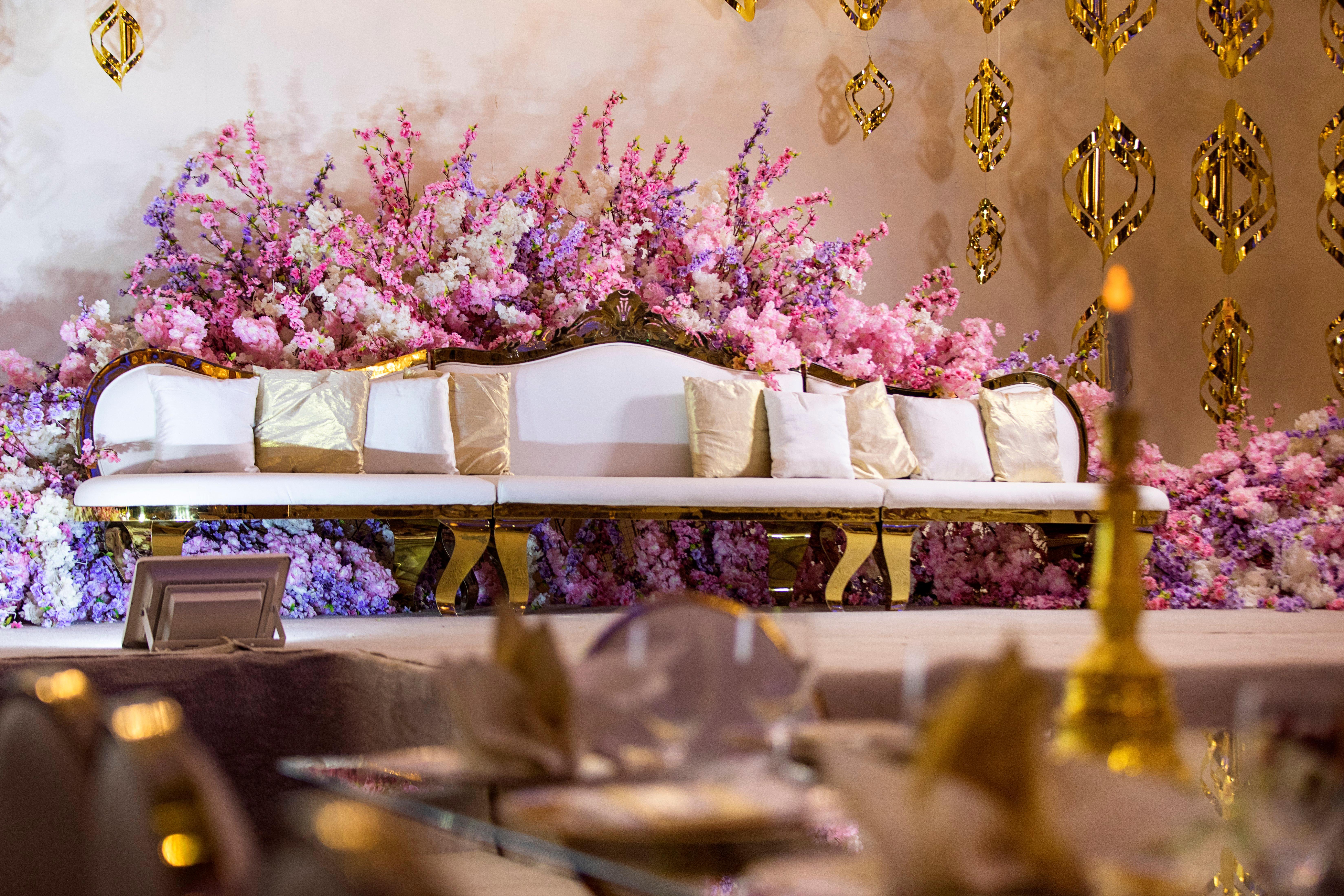 Intercontinental Doha Beach & Spa By Ihg Esterno foto The interior of the restaurant