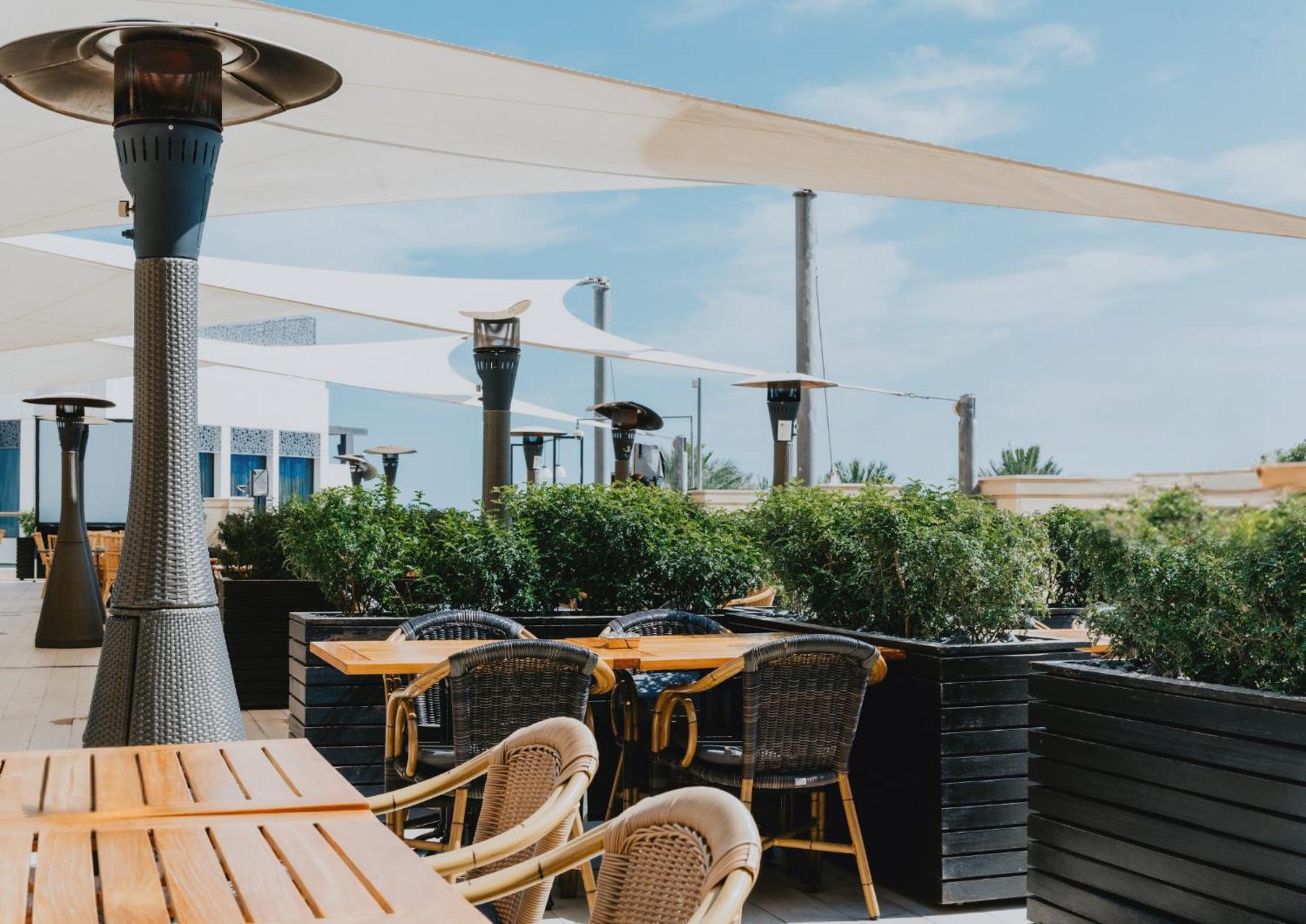 Intercontinental Doha Beach & Spa By Ihg Esterno foto
